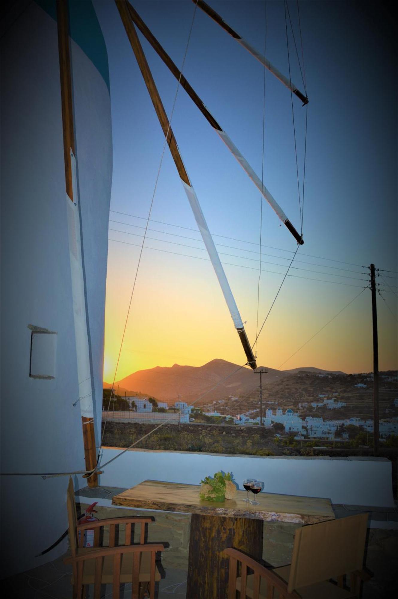 Windmill Arades Suite Apollonía Room photo