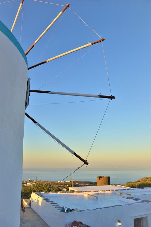 Windmill Arades Suite Apollonía Exterior photo
