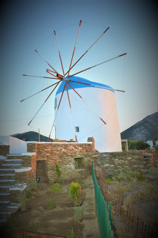 Windmill Arades Suite Apollonía Exterior photo