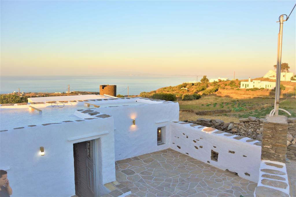 Windmill Arades Suite Apollonía Exterior photo