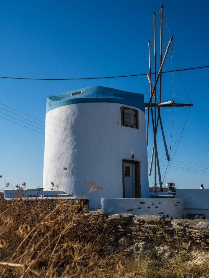 Windmill Arades Suite Apollonía Exterior photo