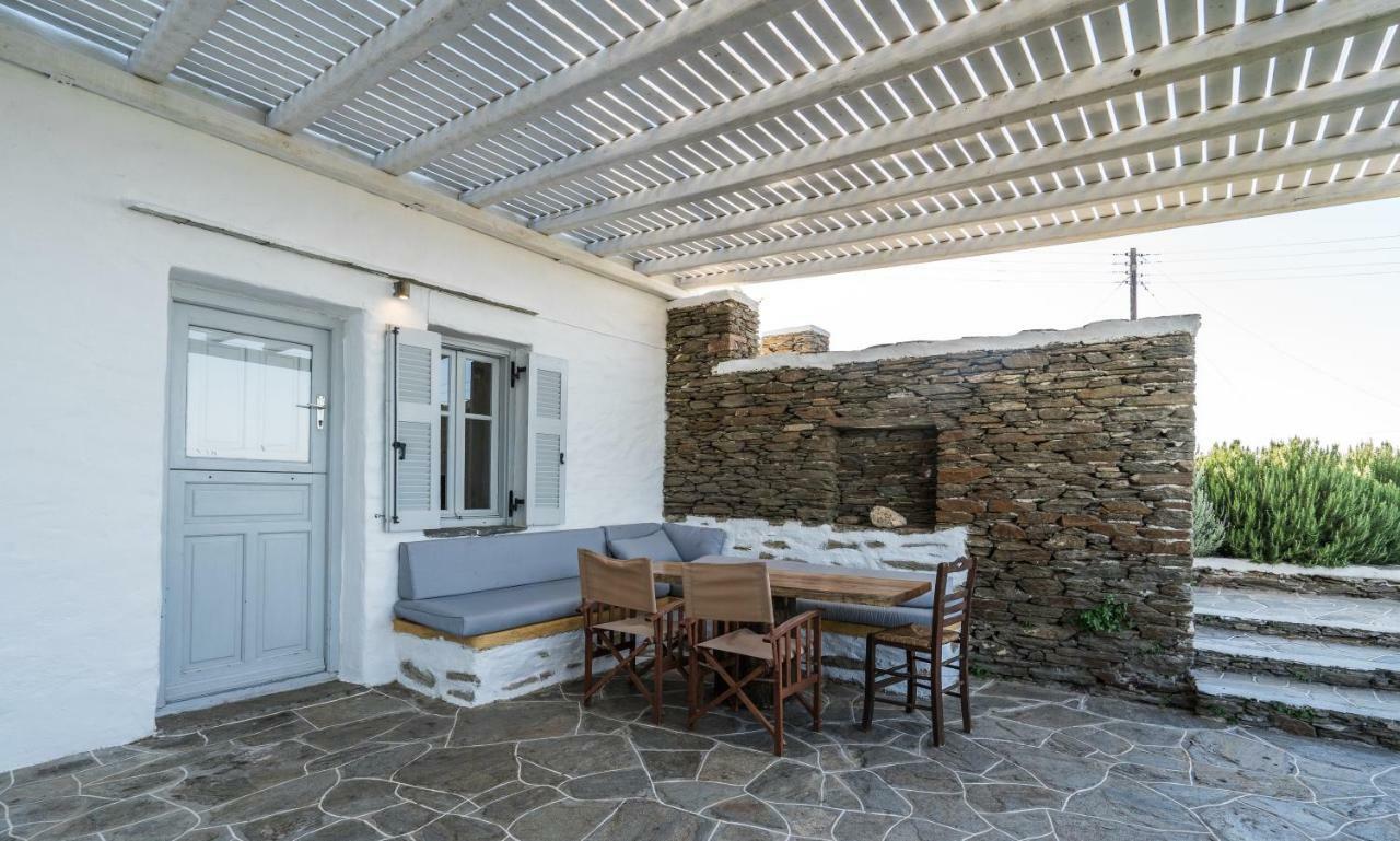 Windmill Arades Suite Apollonía Exterior photo